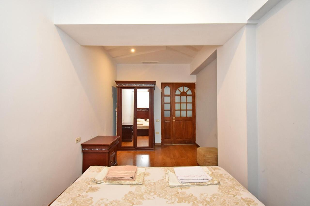 Armenak apartments N20 Jerevan Buitenkant foto