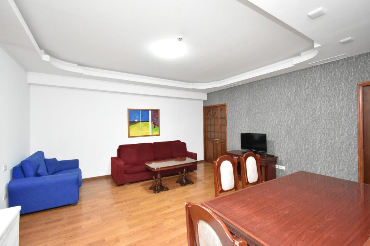 Armenak apartments N20 Jerevan Buitenkant foto